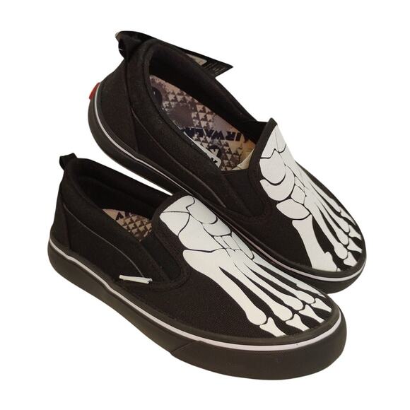 Airwalk Sidekick Boys Black Skeleton Slip-on Sneakers - Size 3 - Picture 2 of 7